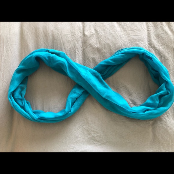 Infinity Scarfs - Picture 7 of 10